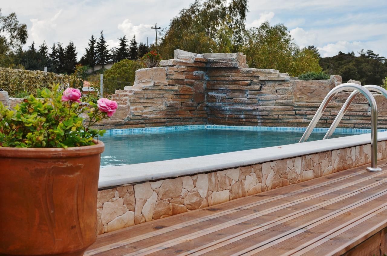 Natura House Ялисос Екстериор снимка